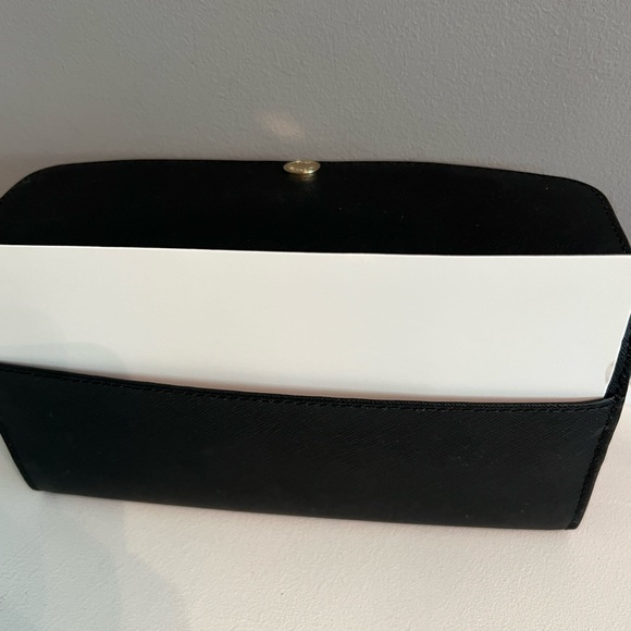 Michael Kors  Envelope Leather Wallet - Picture 6 of 10